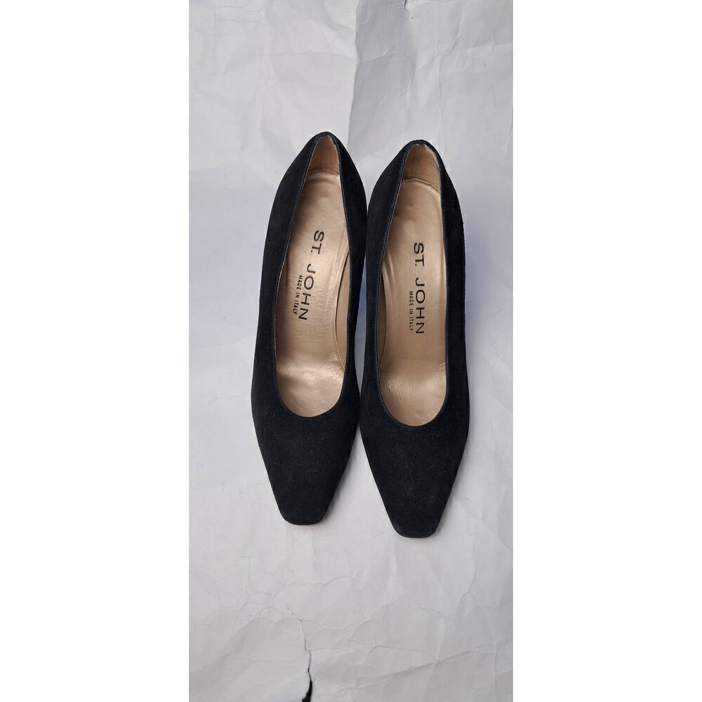 Vintage St. John Black Suede Heels made in Italy size 5.5 B Good Condition